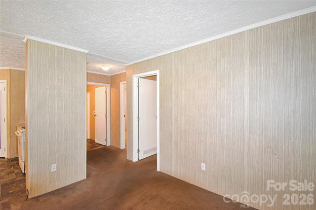 432 Forest Place NW, Lenoir, NC 28645