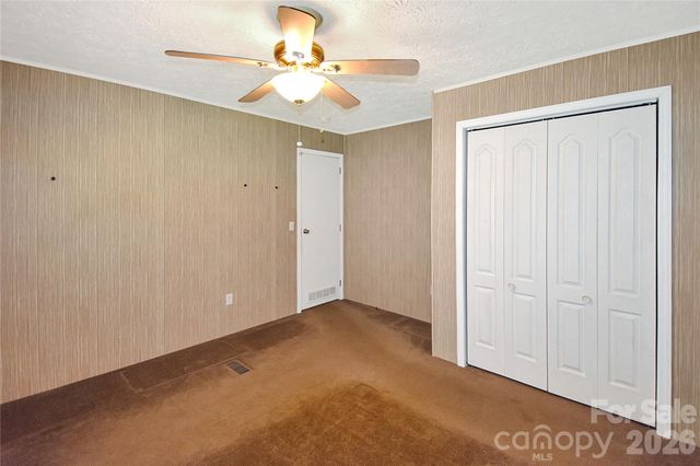 432 Forest Place NW, Lenoir, NC 28645