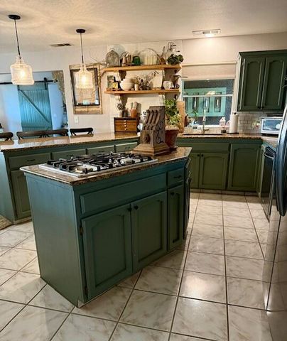 30304d Holdridge Drive D, Porterville, CA 93257