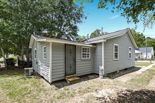 404 Andy Street, Fayetteville, NC 28303