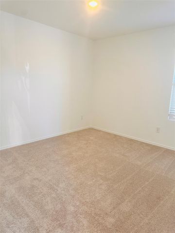 131 Chapel Beck DR, Kyle, TX 78640