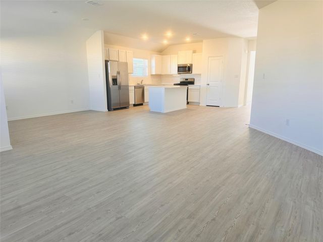 131 Chapel Beck DR, Kyle, TX 78640