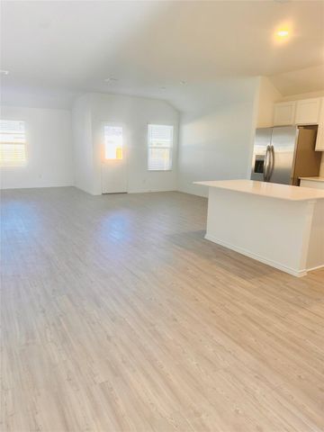 131 Chapel Beck DR, Kyle, TX 78640