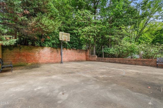 105 Redbud Lane, Chapel Hill, NC 27514
