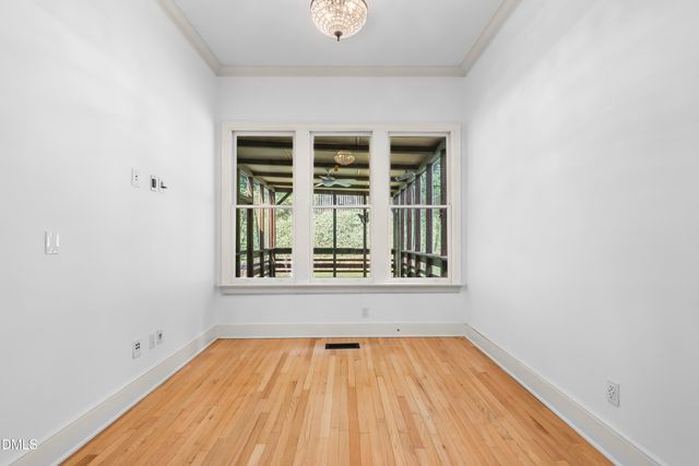 105 Redbud Lane, Chapel Hill, NC 27514