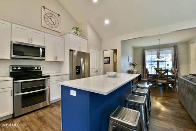 9 Catalina Drive, Milton, NY 12020