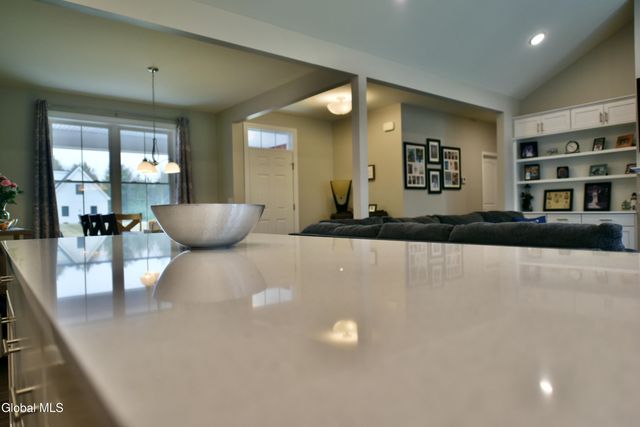 9 Catalina Drive, Milton, NY 12020