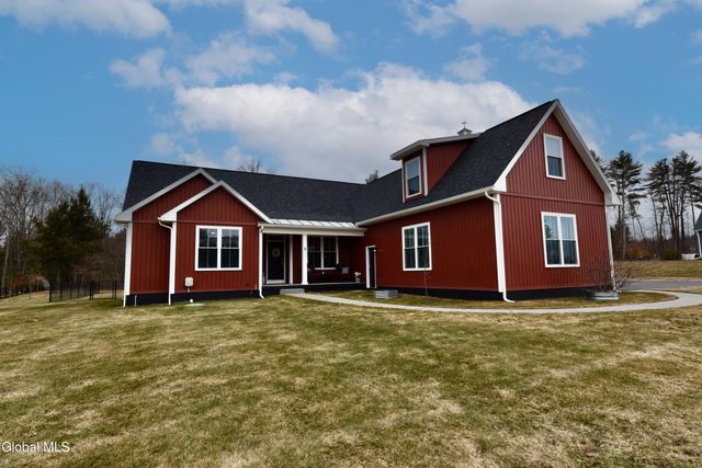 9 Catalina Drive, Milton, NY 12020