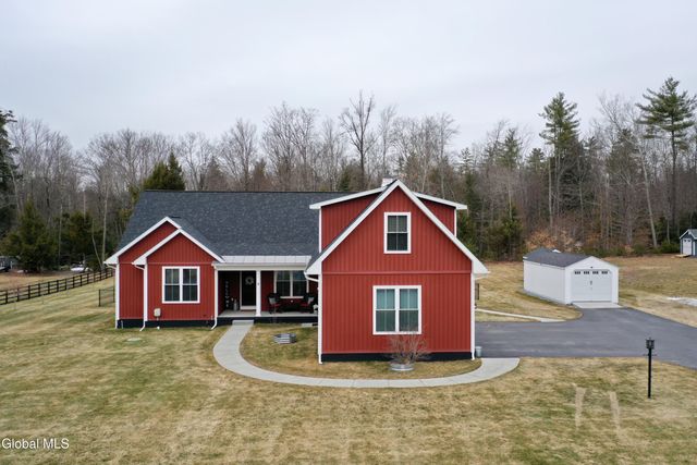 9 Catalina Drive, Milton, NY 12020