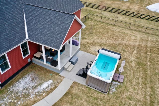 9 Catalina Drive, Milton, NY 12020