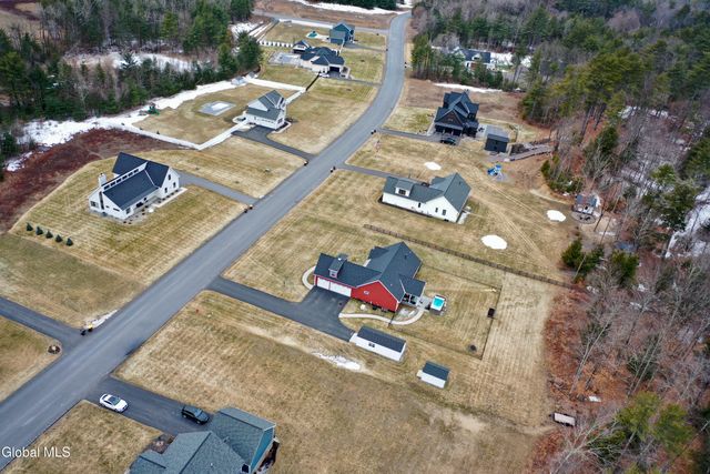 9 Catalina Drive, Milton, NY 12020