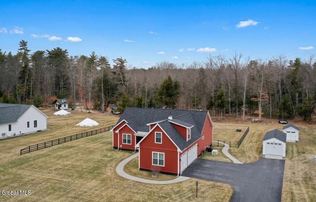 9 Catalina Drive, Milton, NY 12020