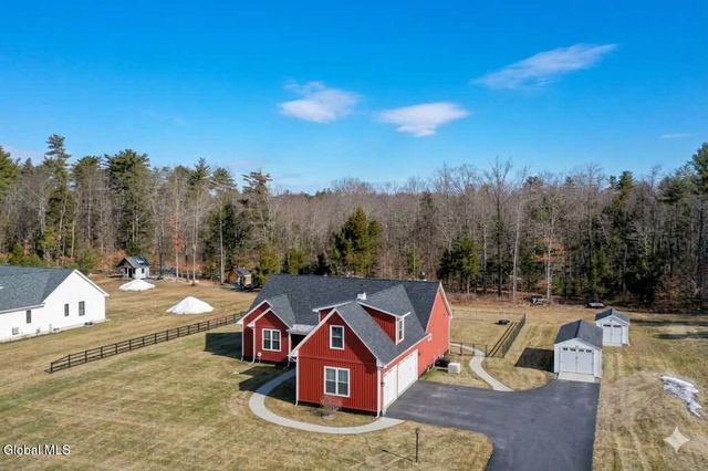 9 Catalina Drive, Milton, NY 12020