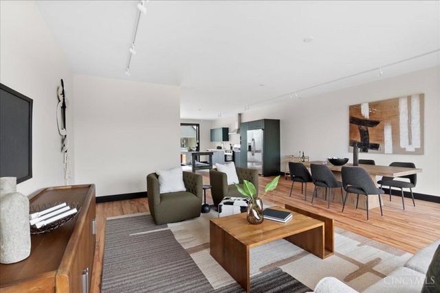 3531 Eden Avenue, Cincinnati, OH 45229