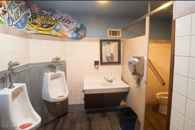 2716 Mahoning, Youngstown, OH 44509