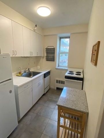 145 Pinckney Furnished 416, Boston, MA 02114