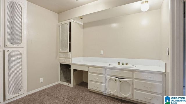 2205 24TH STREET, Birmingham, AL 35208