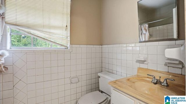 2205 24TH STREET, Birmingham, AL 35208