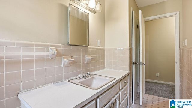 2205 24TH STREET, Birmingham, AL 35208