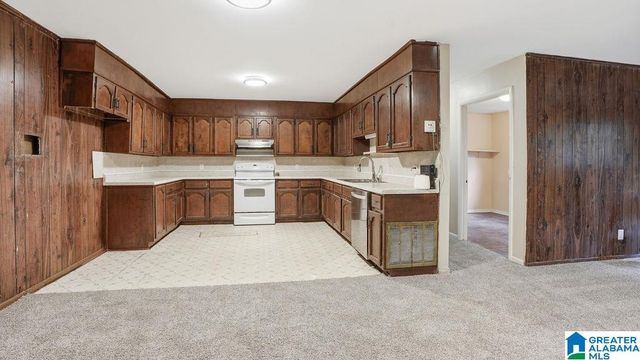 2205 24TH STREET, Birmingham, AL 35208