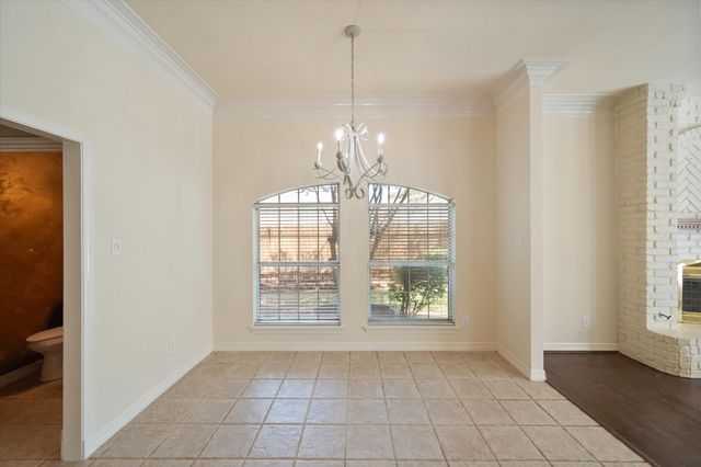 812 Turnberry Drive, Mansfield, TX 76063