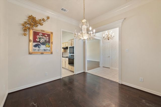 812 Turnberry Drive, Mansfield, TX 76063