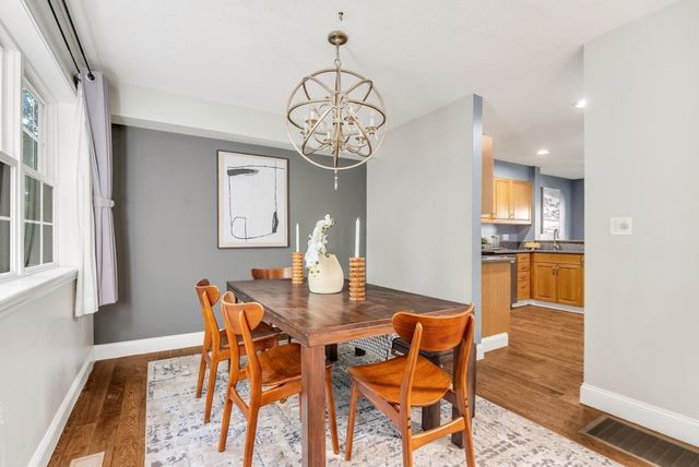 45 Bishops Forest Dr 45, Waltham, MA 02452