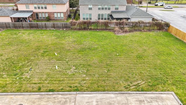 1202 Hilshire Villa Drive, Hilshire Village, TX 77055