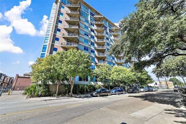 1001 Belleview Street 703, Dallas, TX 75215