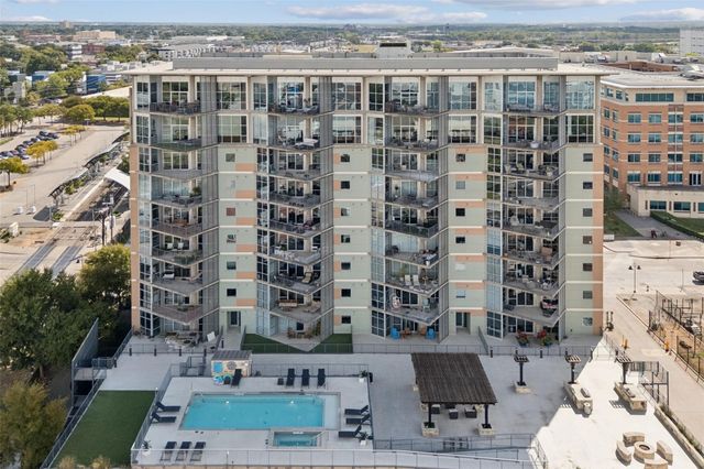 1001 Belleview Street 703, Dallas, TX 75215