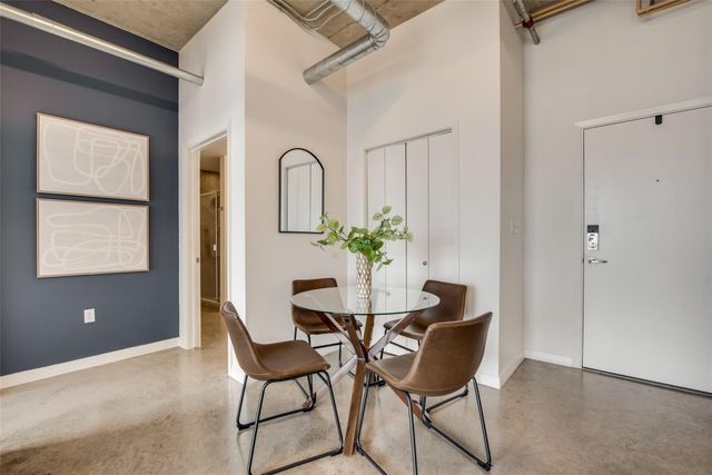 1001 Belleview Street 703, Dallas, TX 75215