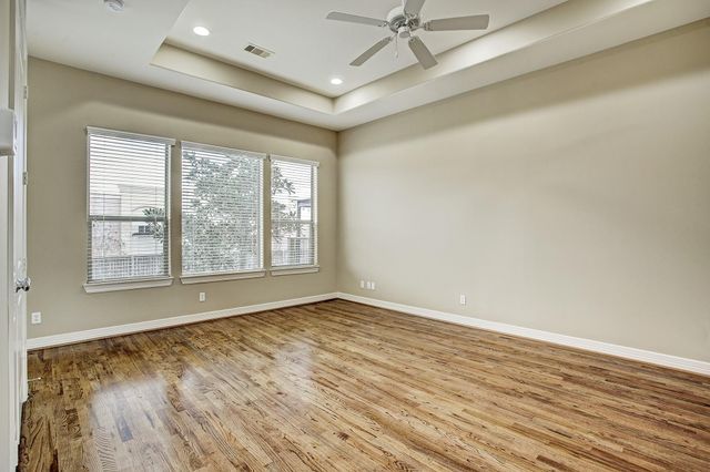 3830 Centerplaza Drive, Houston, TX 77007