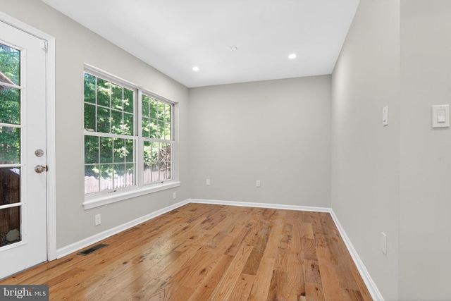 9312 FOX RUN DR, Clinton, MD 20735