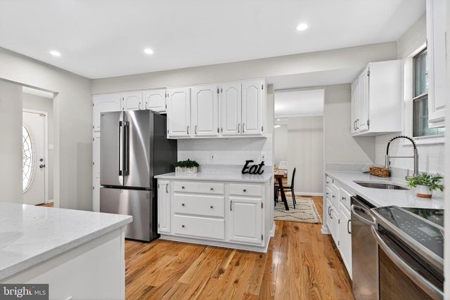 9312 FOX RUN DR, Clinton, MD 20735
