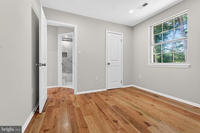 9312 FOX RUN DR, Clinton, MD 20735