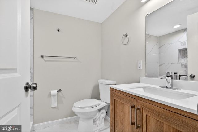 9312 FOX RUN DR, Clinton, MD 20735