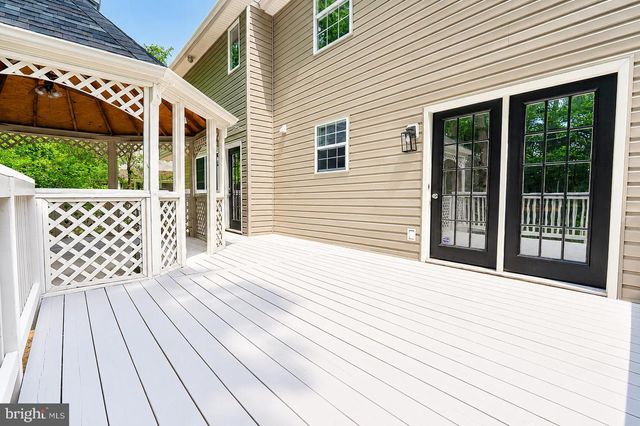 9312 FOX RUN DR, Clinton, MD 20735