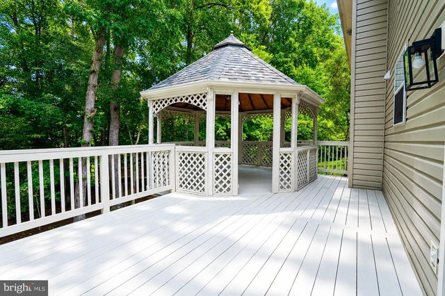 9312 FOX RUN DR, Clinton, MD 20735