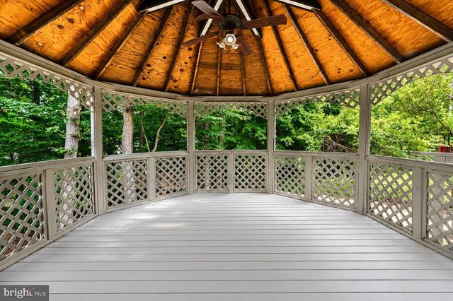 9312 FOX RUN DR, Clinton, MD 20735