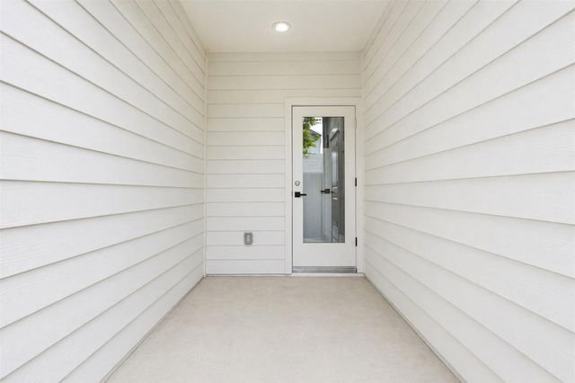 913 Oak Street B, Houston, TX 77018
