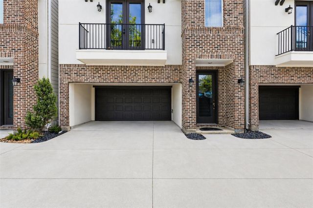 913 Oak Street B, Houston, TX 77018