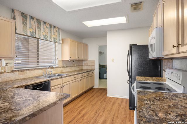 2203 Stanton Oaks, San Antonio, TX 78259