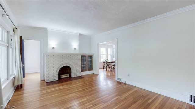 2215 Eldred Avenue, Lakewood, OH 44107
