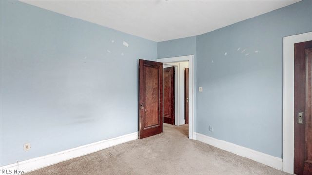 2215 Eldred Avenue, Lakewood, OH 44107