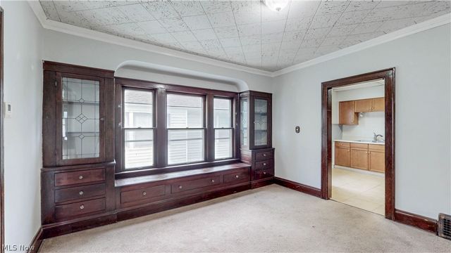 2215 Eldred Avenue, Lakewood, OH 44107