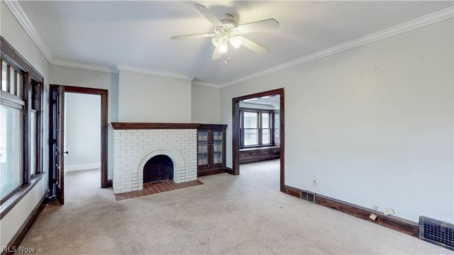 2215 Eldred Avenue, Lakewood, OH 44107