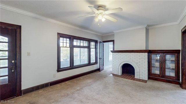 2215 Eldred Avenue, Lakewood, OH 44107