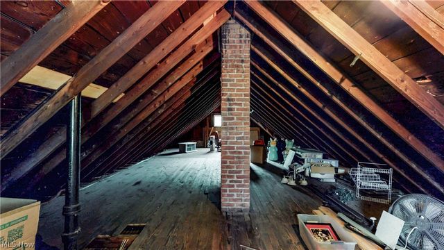 2215 Eldred Avenue, Lakewood, OH 44107