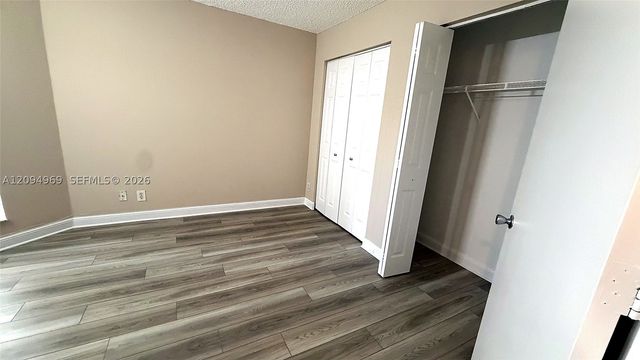 7640 Westwood Dr 406, Tamarac, FL 33321