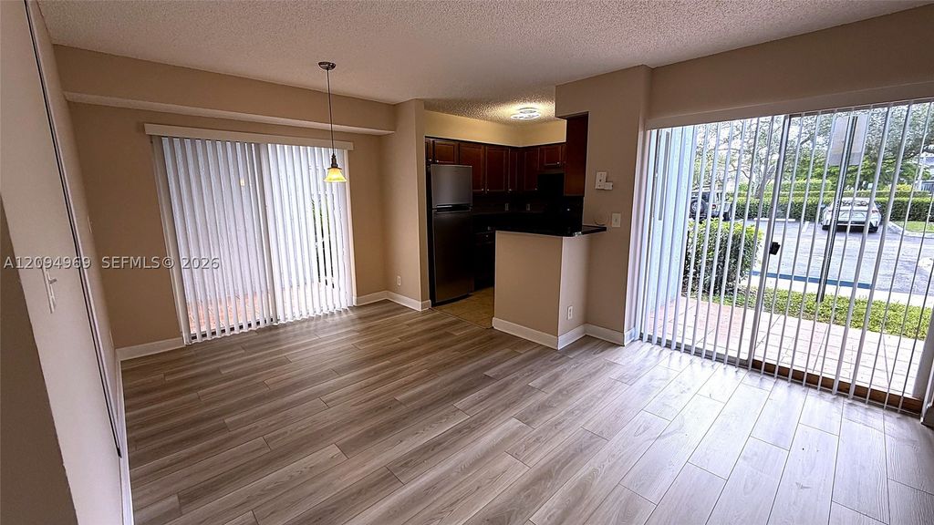 7640 Westwood Dr 406, Tamarac, FL 33321
